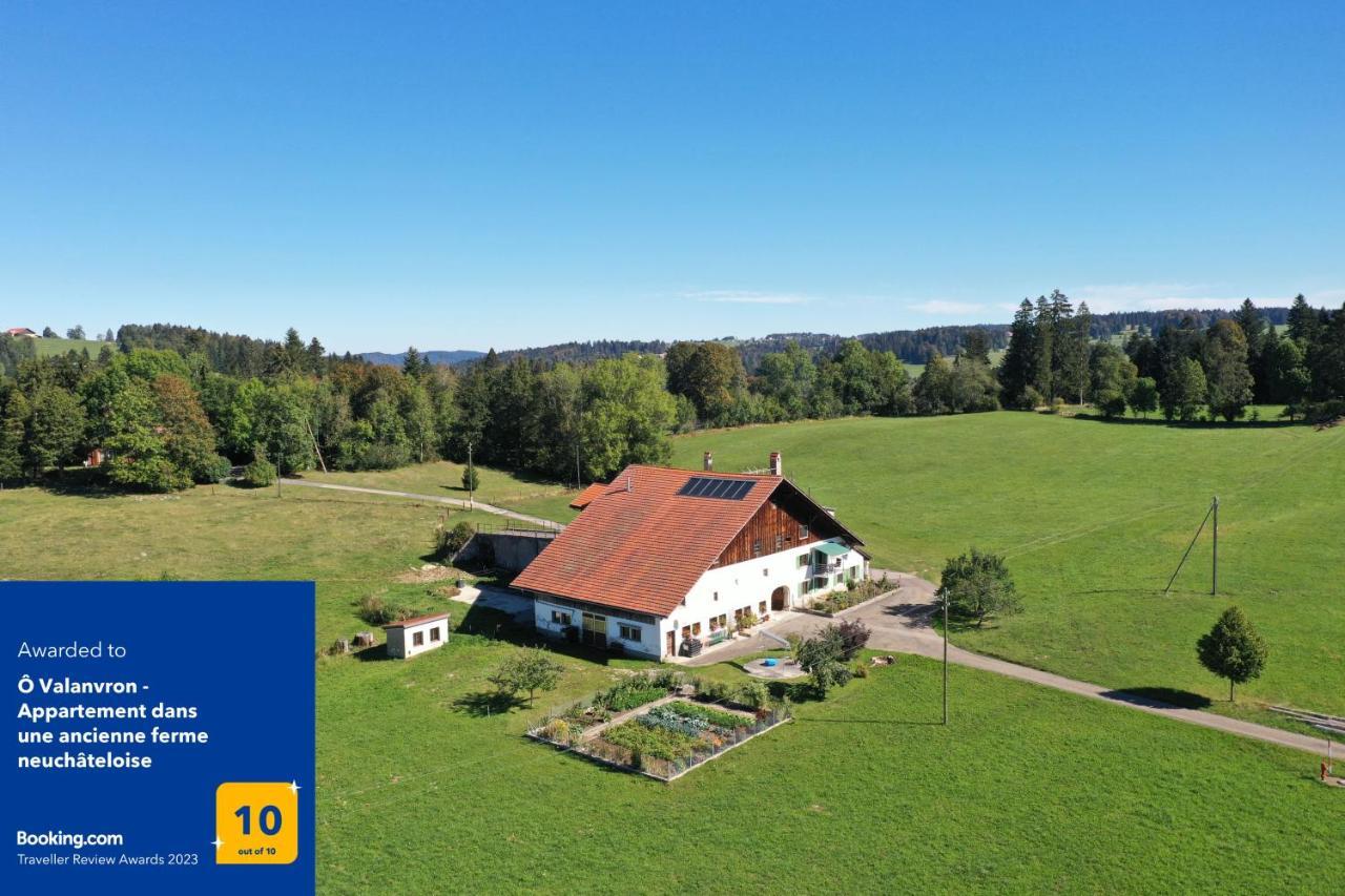 O Valanvron - Appartement Dans Une Ancienne Ferme Neuchateloise La Chaux De Fonds Kültér fotó